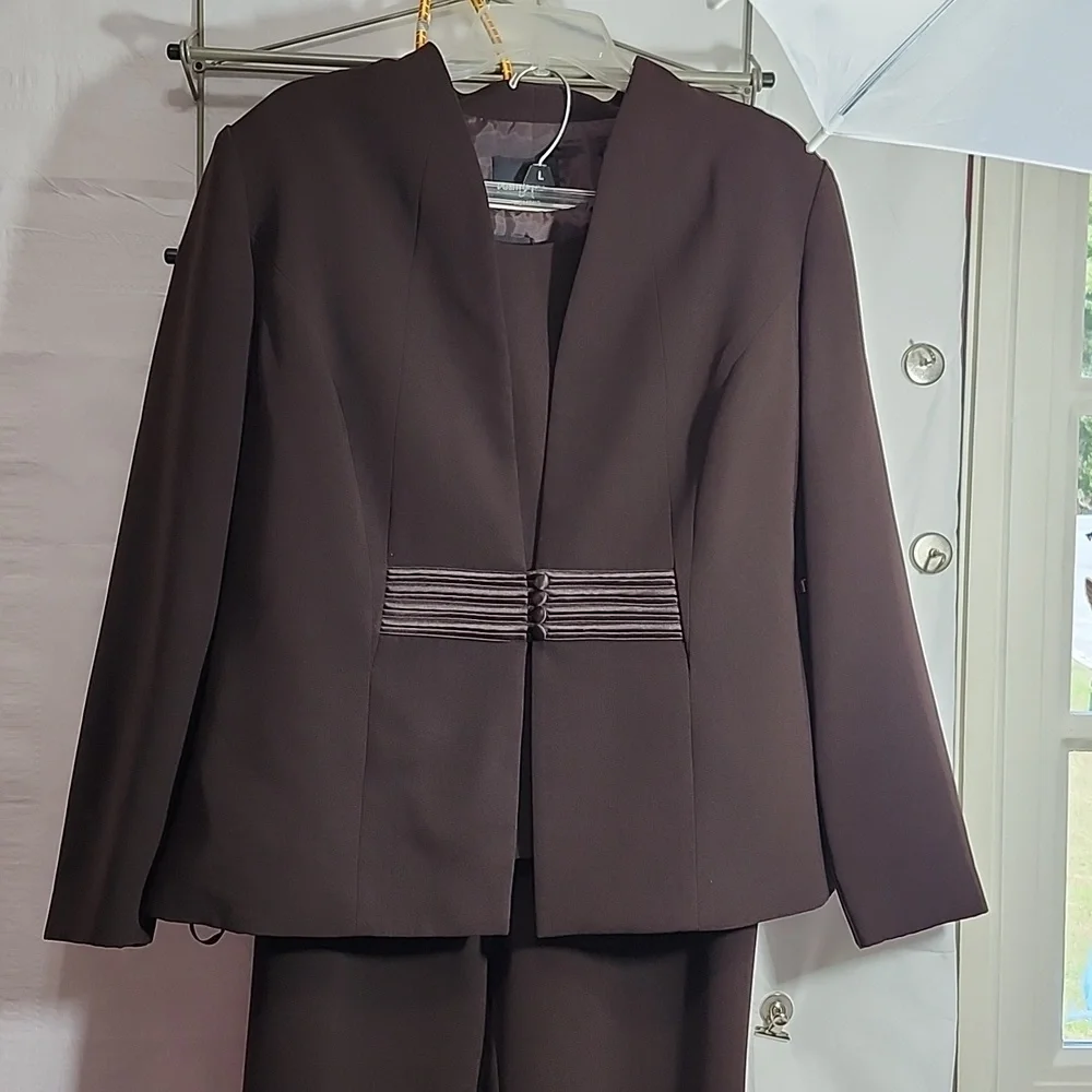 GU 14W 3-PC Women's Suit - Picture 2 of 9